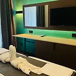 Hotel Atliman 4*