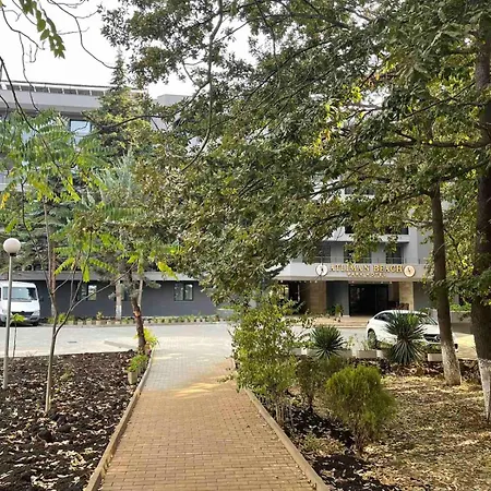 Atliman Park فندق كيتن