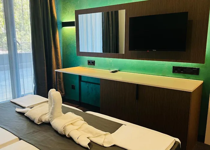 Отель Atliman 4*