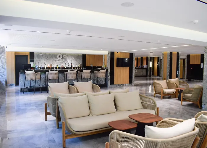 Отель Atliman 4*